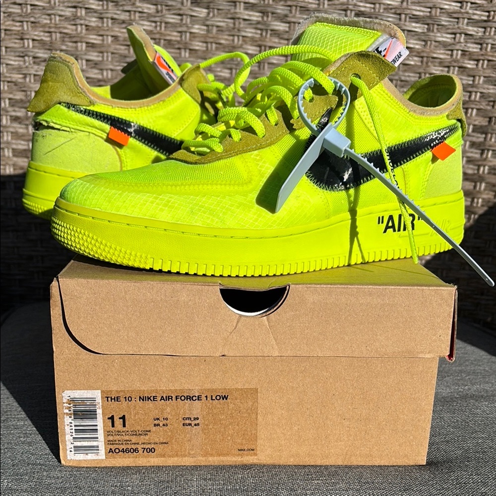 Nike Off-White Air Force 1 Low Volt size 11